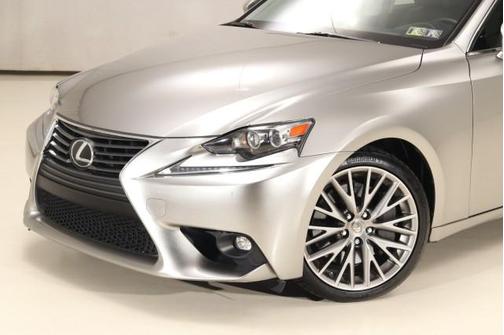 2016 Lexus IS 300 Base