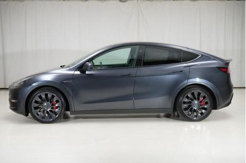 2024 Tesla Model Y Performance Dual Motor All-Wheel Drive