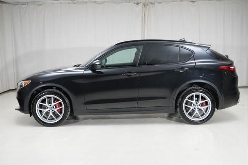 2019 Alfa Romeo Stelvio Ti Sport