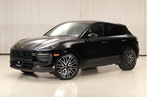 2023 Porsche Macan T