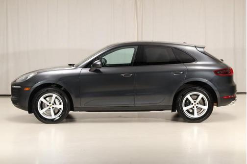 2017 Porsche Macan Base