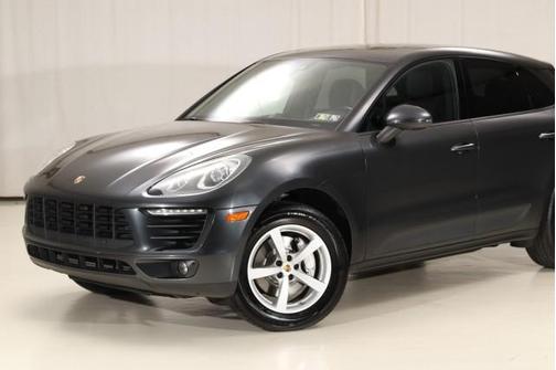 2017 Porsche Macan Base