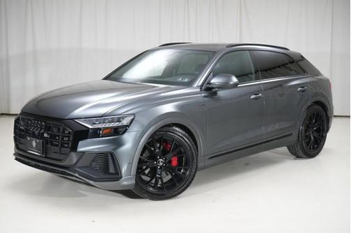2023 Audi Q8 55 Premium Plus
