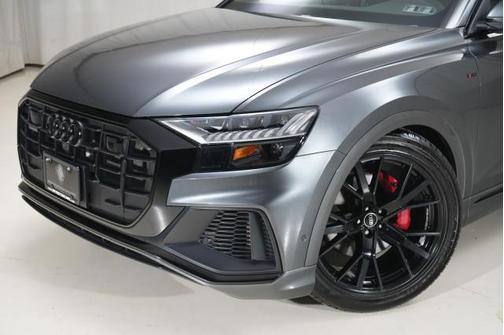2023 Audi Q8 55 Premium Plus