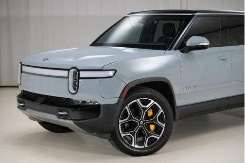 2023 Rivian R1S Launch Edition