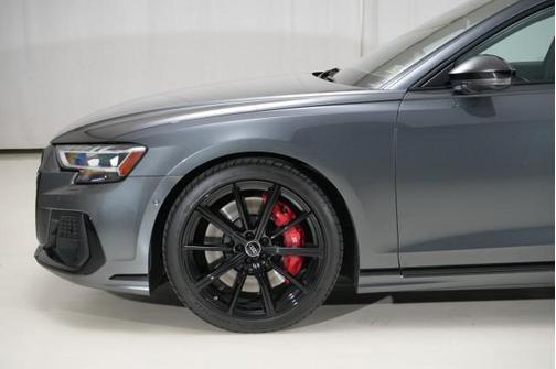 2023 Audi S8 4.0T