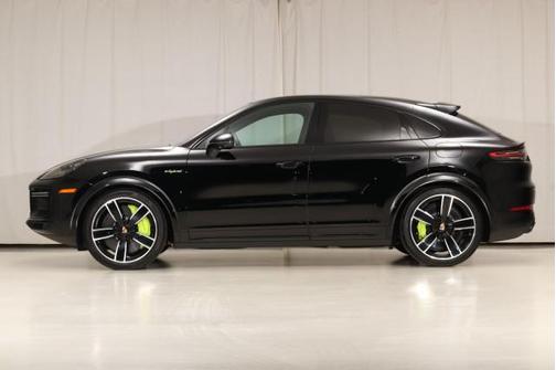2023 Porsche Cayenne E-Hybrid S