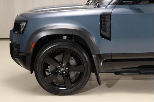 2023 Land Rover Defender 110 X-Dynamic SE