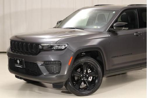 2023 Jeep Grand Cherokee Altitude