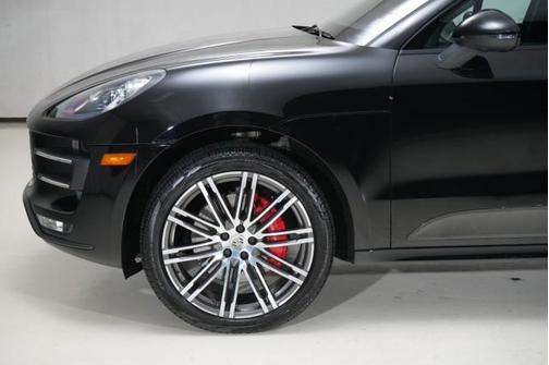 2015 Porsche Macan Turbo