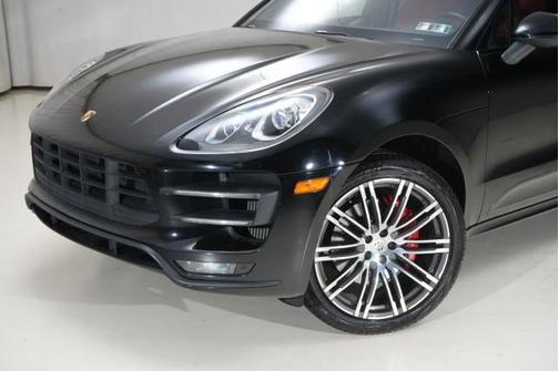 2015 Porsche Macan Turbo