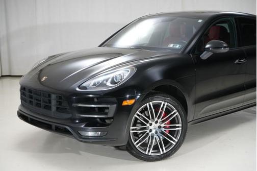 2015 Porsche Macan Turbo