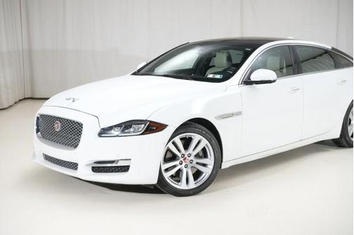 2016 Jaguar XJ XJL Portfolio