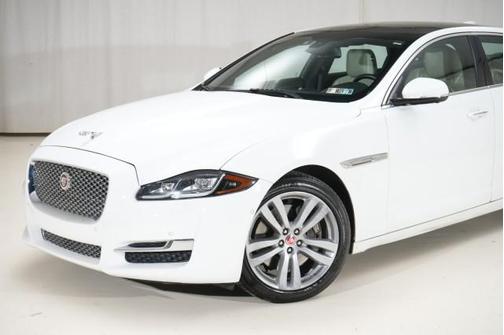 2016 Jaguar XJ XJL Portfolio