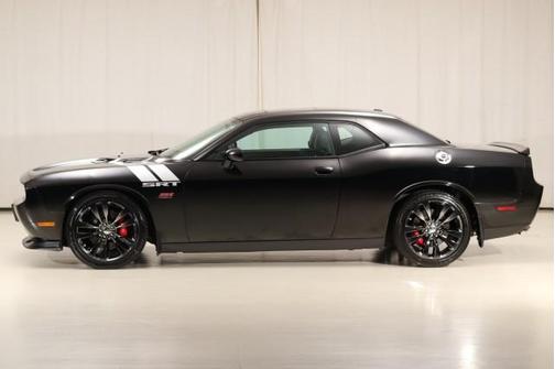 2014 Dodge Challenger SRT8