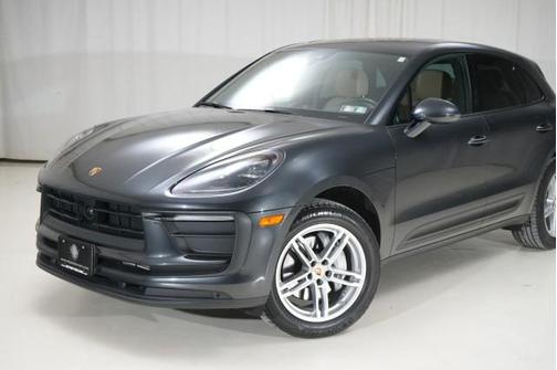 2023 Porsche Macan AWD