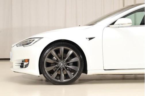 2021 Tesla Model S Long Range Plus