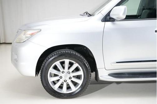 2009 Lexus LX 570 Base