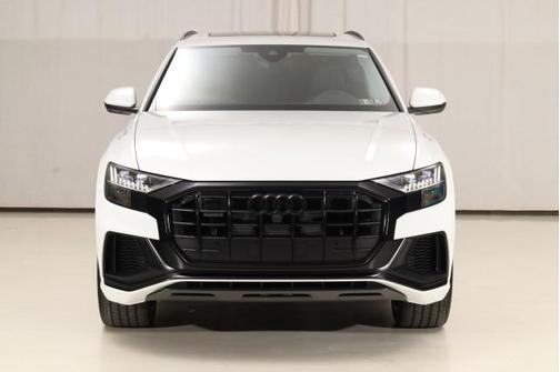 2023 Audi Q8 55 Premium Plus