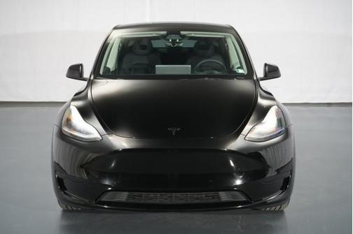 2024 Tesla Model Y Long Range Dual Motor All-Wheel Drive