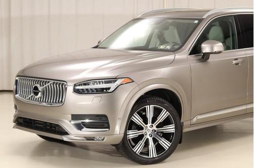 2022 Volvo XC90 T6 Inscription