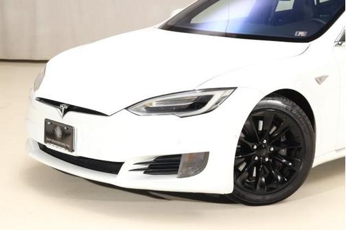 2016 Tesla Model S 85D