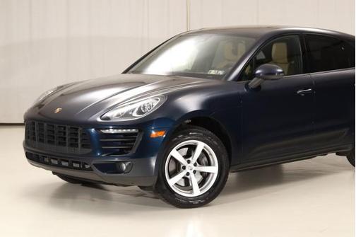 2017 Porsche Macan Base