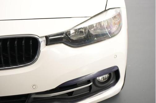 Alpine White 2016 BMW 328 i xDrive