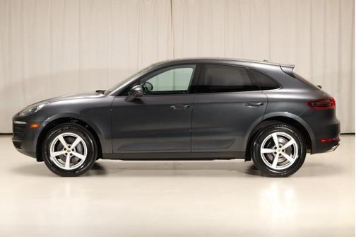 2018 Porsche Macan Base