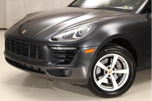2018 Porsche Macan Base