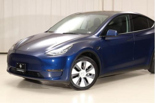 2022 Tesla Model Y Long Range Dual Motor All-Wheel Drive