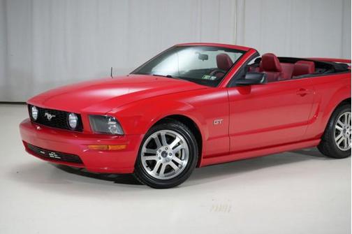 2005 Ford Mustang GT Premium