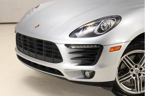 2015 Porsche Macan S