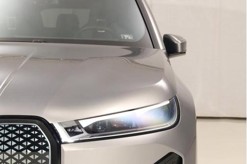 2023 BMW iX M60