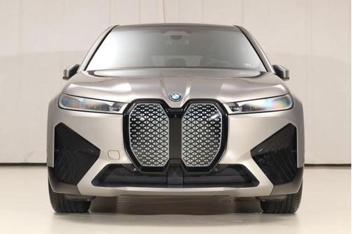 2023 BMW iX M60