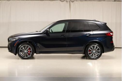 2022 BMW X5 M50i