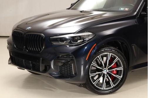 2022 BMW X5 M50i
