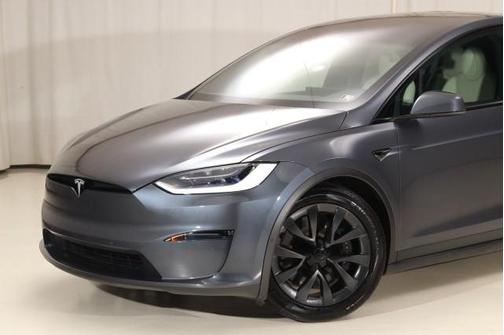 2022 Tesla Model X Dual Motor All-Wheel Drive