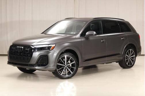 2025 Audi Q7 45 Premium Plus