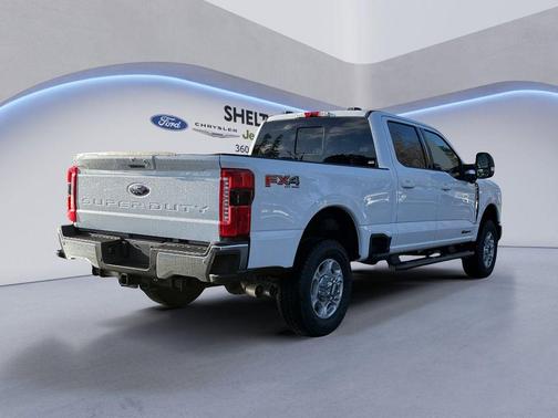 Oxford White 2026 Ford F-350 XLT