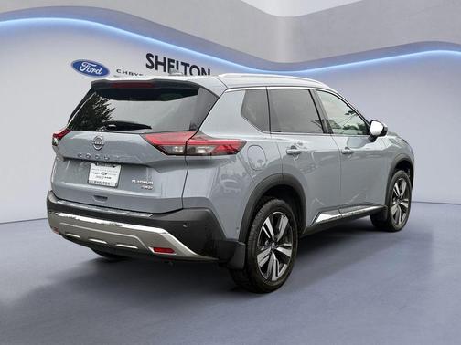 Boulder Gray Pearl 2023 Nissan Rogue Platinum