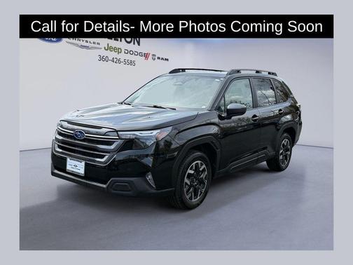 Crystal Black Silica 2025 Subaru Forester Premium