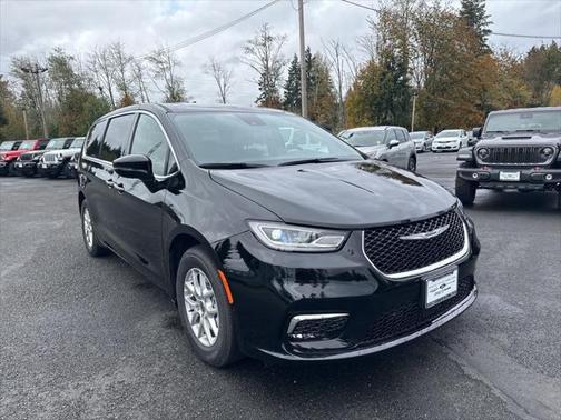 2025 Chrysler Pacifica L