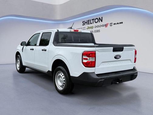 Oxford White 2026 Ford Maverick XL
