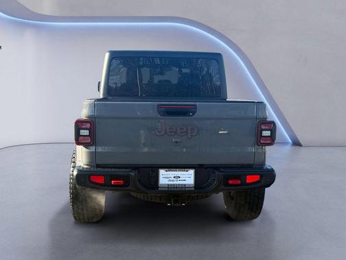 Sting Gray Clearcoat 2021 Jeep Gladiator Rubicon