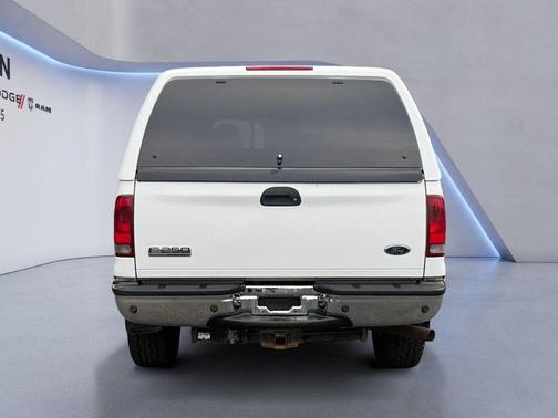 Oxford White Clearcoat 2006 Ford F-250 Lariat