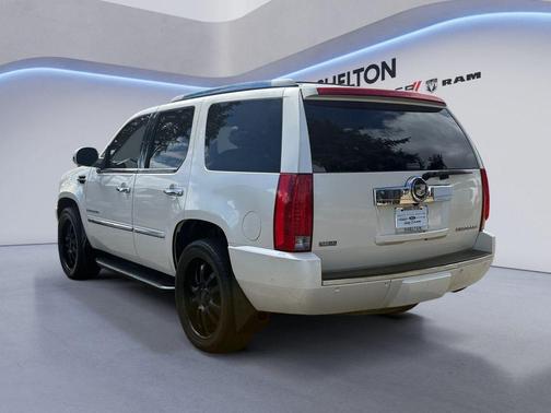 White Diamond Clearcoat 2009 Cadillac Escalade Base