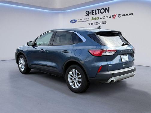 Blue Metallic 2020 Ford Escape SE