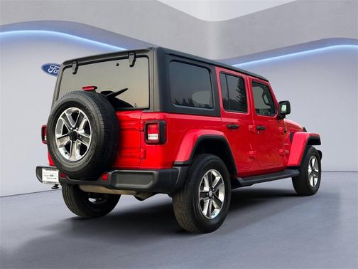 2021 Jeep Wrangler Unlimited Sahara