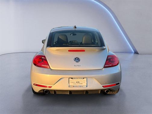 2013 Volkswagen Beetle R-Line